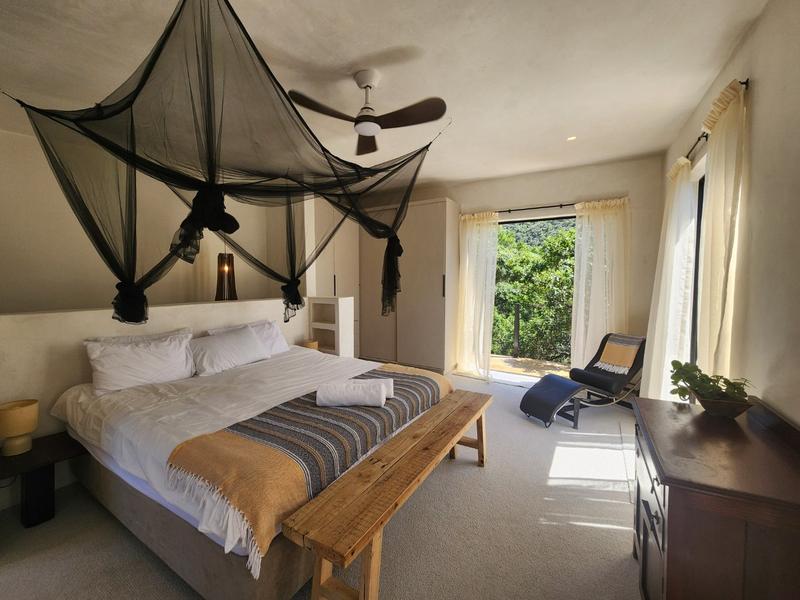 To Let 4 Bedroom Property for Rent in Keurboomstrand Western Cape